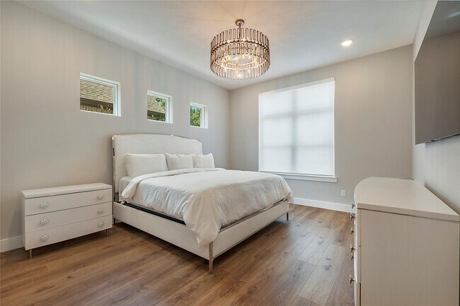 Foto del edificio - 1308 Rockcliff St