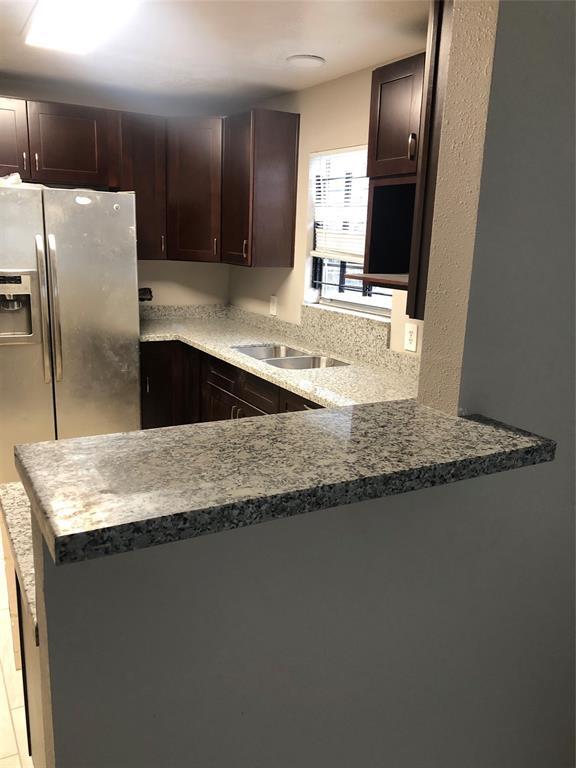 Building Photo - 5728 Belvedere Dr