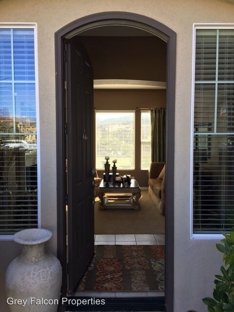 Foto del edificio - 4 br, 3 bath House - 701 Leeward Ave.