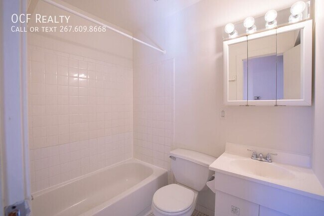 Foto del edificio - One Bed Washington Square Apartment