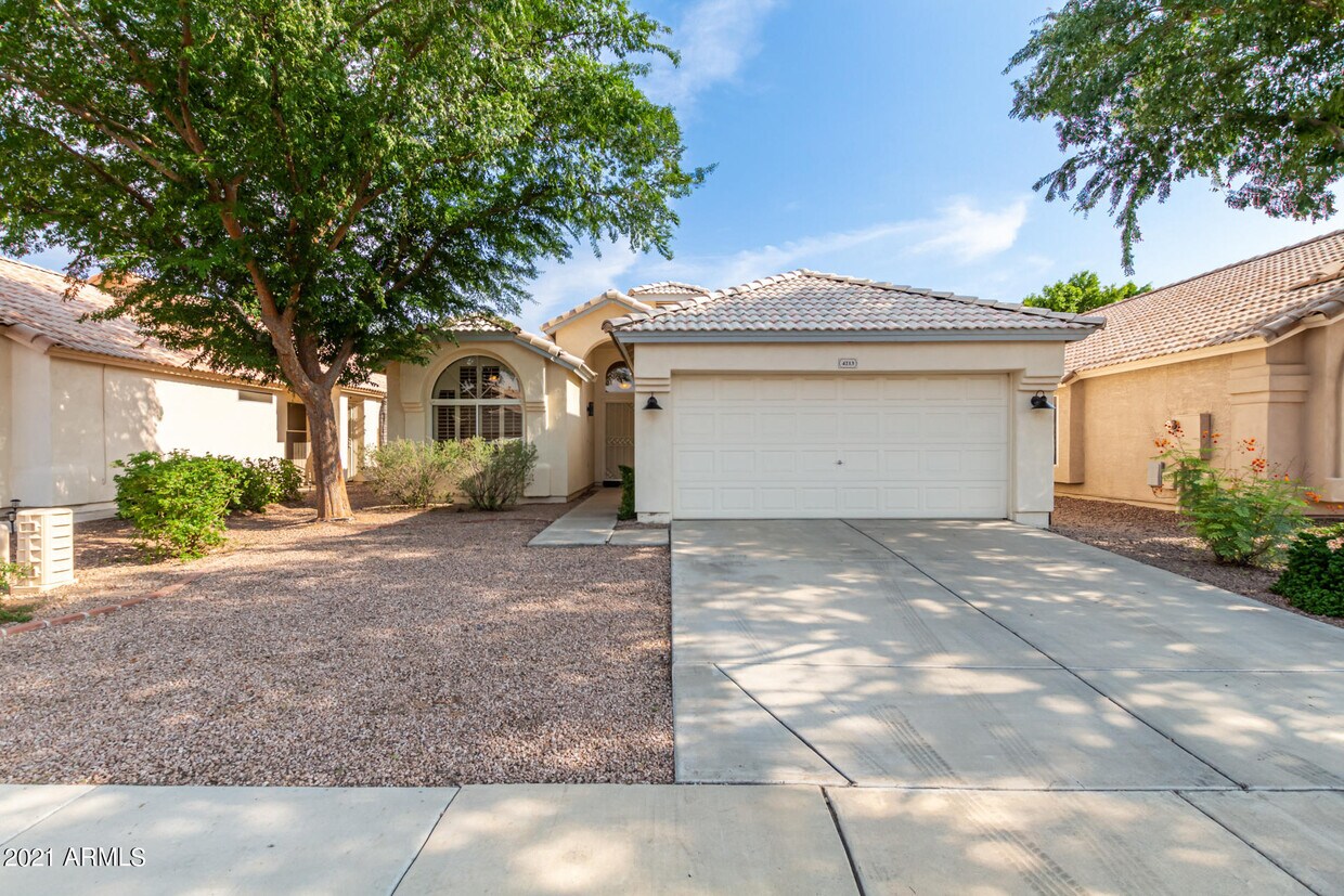 Primary Photo - 4213 E Rosemonte Dr