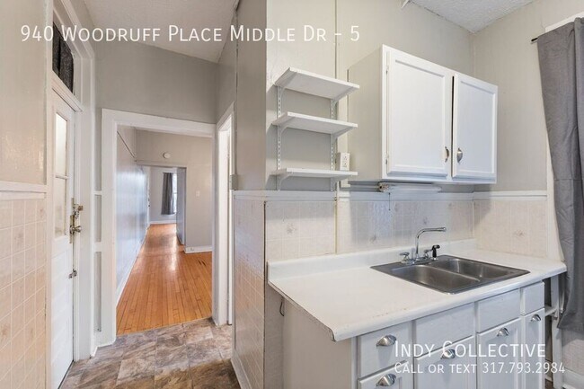 Building Photo - 940 Woodruff Place Middle Dr