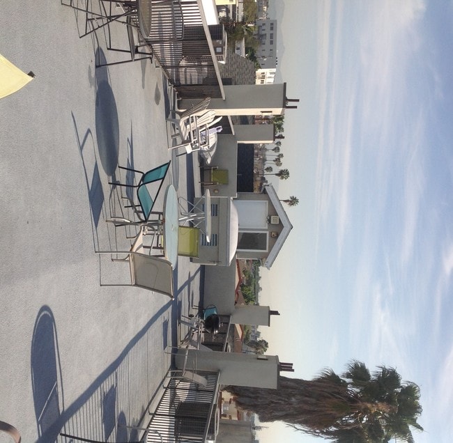 rooftop deck - 3721 Jasmine Ave