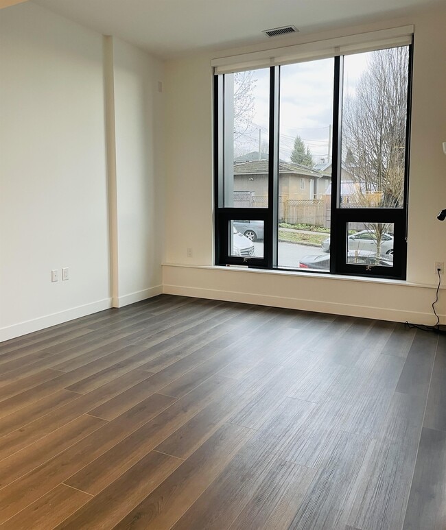 Building Photo - 8181 Chester St