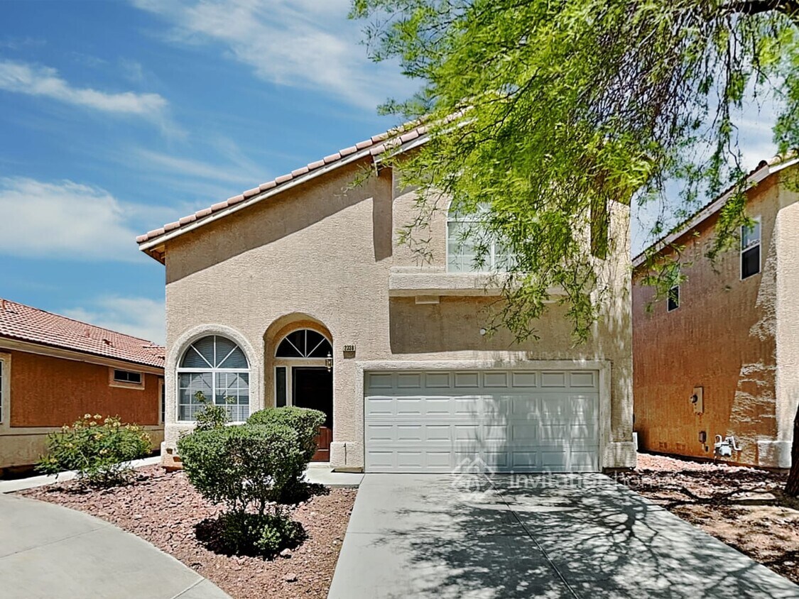 Foto principal - 2338 Crooked Creek Ave