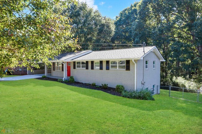 Foto del edificio - 10165 Twin Oaks Dr