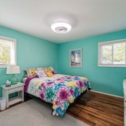 Foto del edificio - 202 Lake Hills Rd