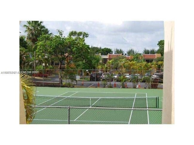 Building Photo - 13823 SW 90th Ave