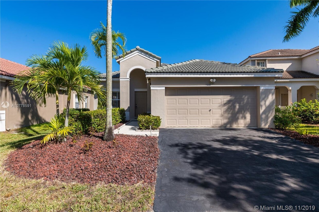 1016 Silktree Ln, Weston, FL 33327 House Rental in Weston, FL
