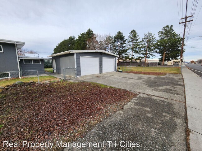 Foto del edificio - 4 br, 2 bath House - 5306 W. 1st Pl