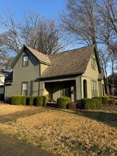 Building Photo - 1327 Parrett St