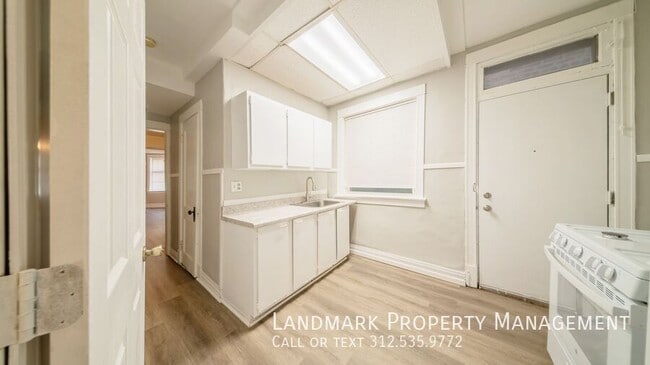 Foto del edificio - 2132 W Haddon-Unit 1