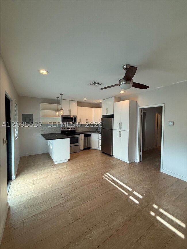 Foto del edificio - 1280 NE 105th St