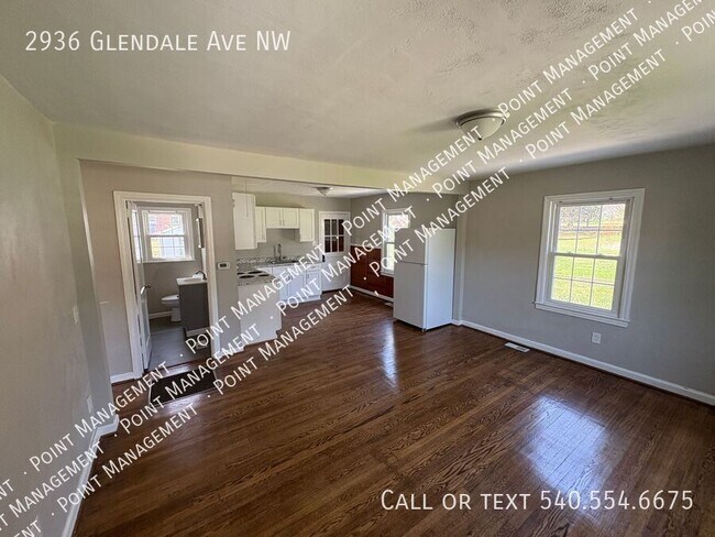 Foto del edificio - 2936 Glendale Ave NW