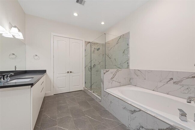 Foto del edificio - 9418 Glenfield Ct