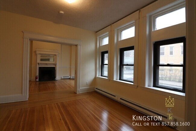 Photo - 12 Park St Apartment