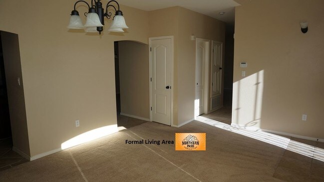 Foto del edificio - 1937 Shreya St