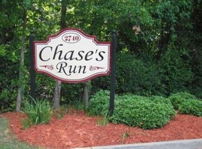 Foto del edificio - Gorgeous 3 BD 3 BA Townhome Located in Chase's Run!
