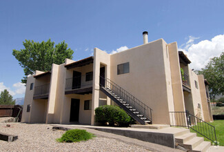 Building Photo - Panorama Heights