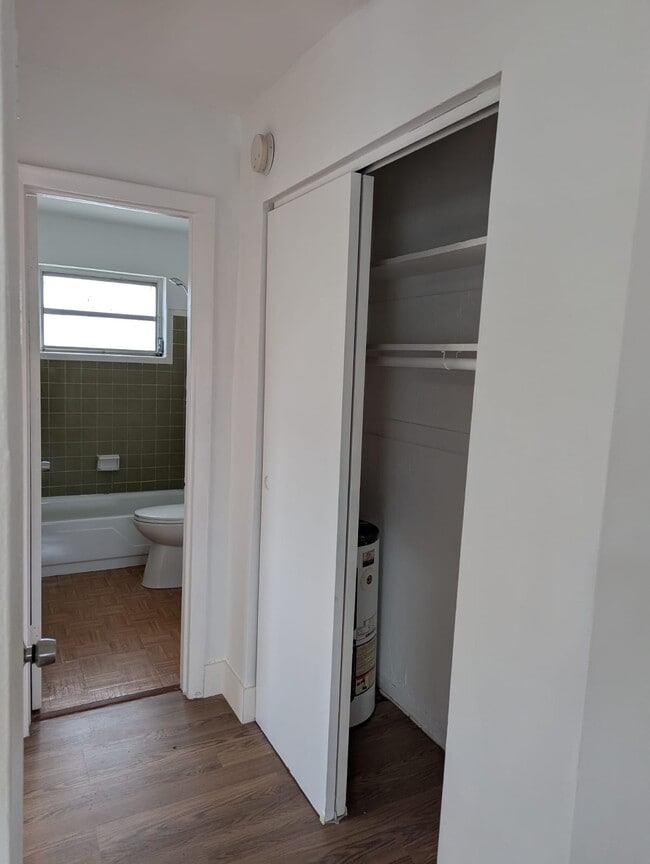 Building Photo - East Point