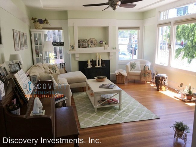 Building Photo - 5231 Coronado Ave