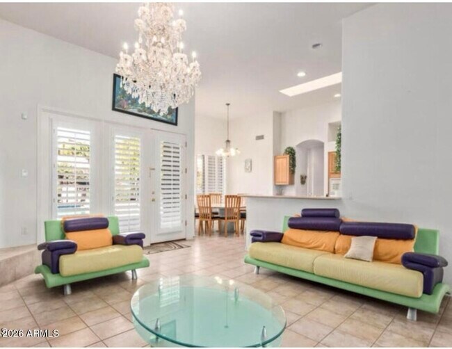 Foto del edificio - 1420 E Michelle Dr