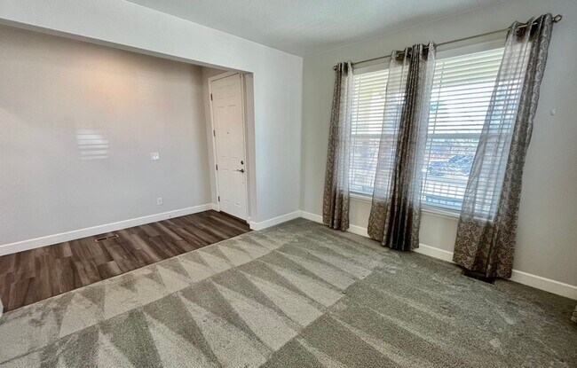 Foto del edificio - 12164 Poplar St