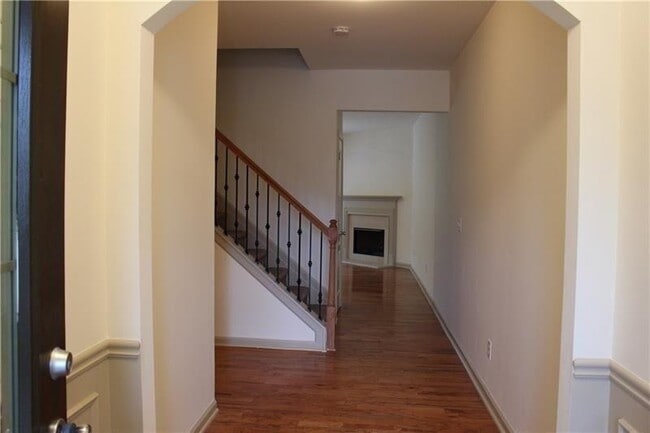 Foto del edificio - 6065 Apple Rose Dr