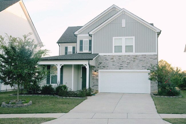 Building Photo - 4532 Valley Crest Ln