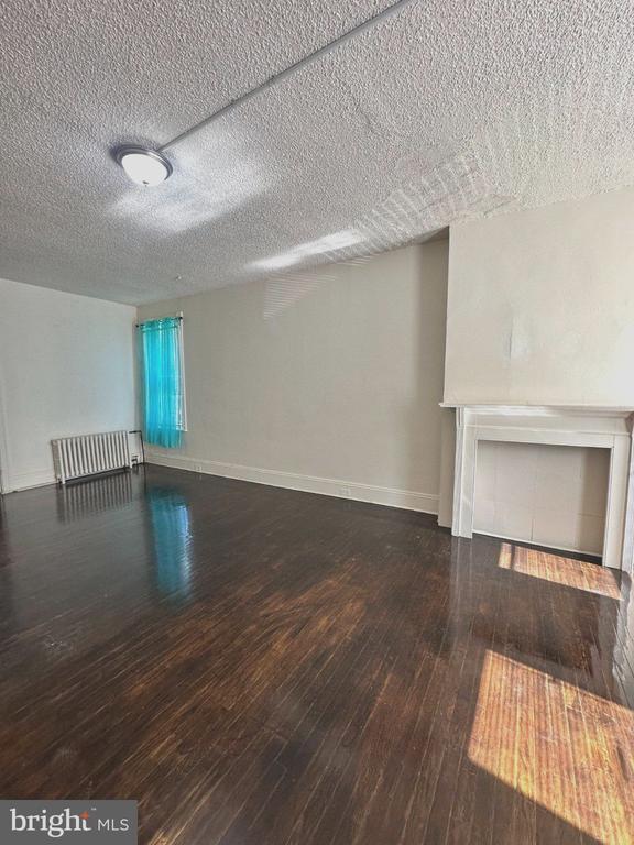 Foto del edificio - 448 W Hanover St
