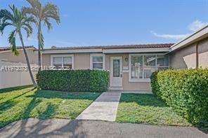 Building Photo - 949 SE 10th Ct