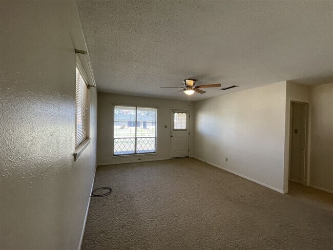 Foto del edificio - Bossier City LA 4 bed 3 bath for lease | S...