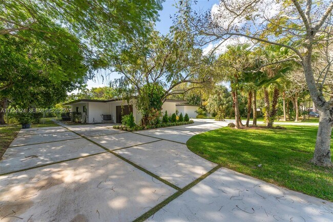 Foto del edificio - 7760 SW 125th Terrace