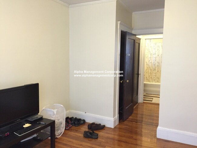 Foto del edificio - 349 Pleasant St