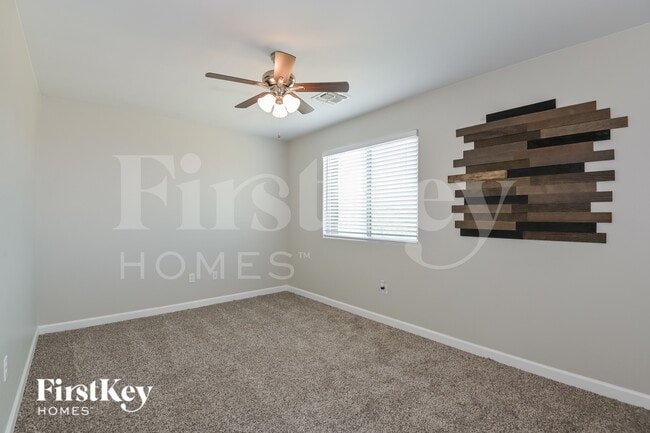 Building Photo - 12191 E Metz Dr