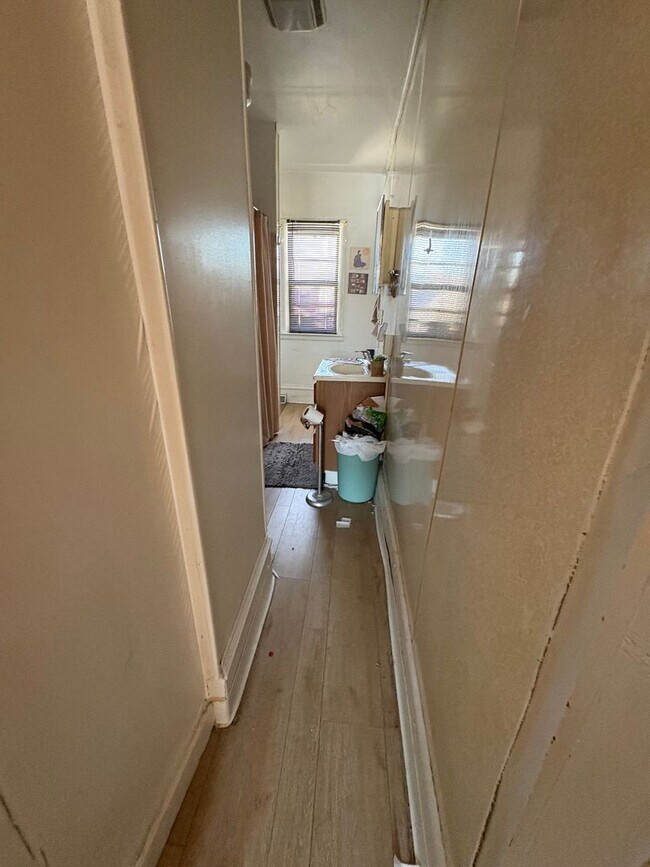 Foto del edificio - 4 Bedroom, 2 Bath House Near UWL and WWTC