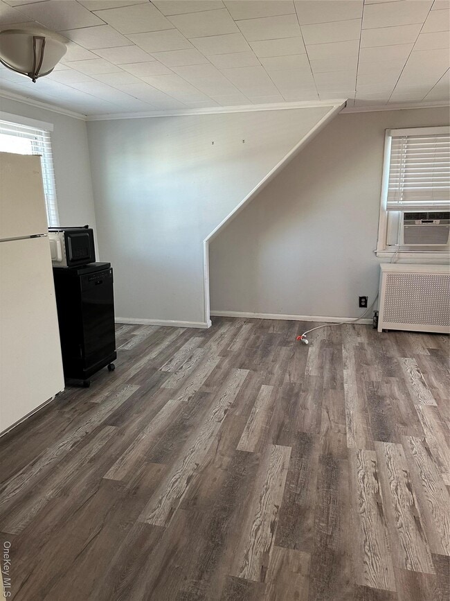 Building Photo - 626 Wool Ave