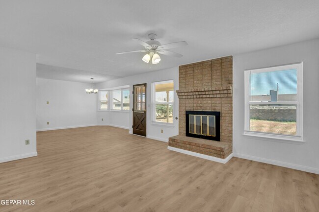 Foto del edificio - 3452 Tascosa St