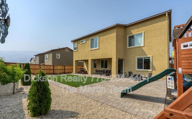 Foto del edificio - 320 Loch Lomond Dr