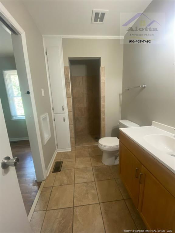 Foto del edificio - 5312 Bluewater Pl