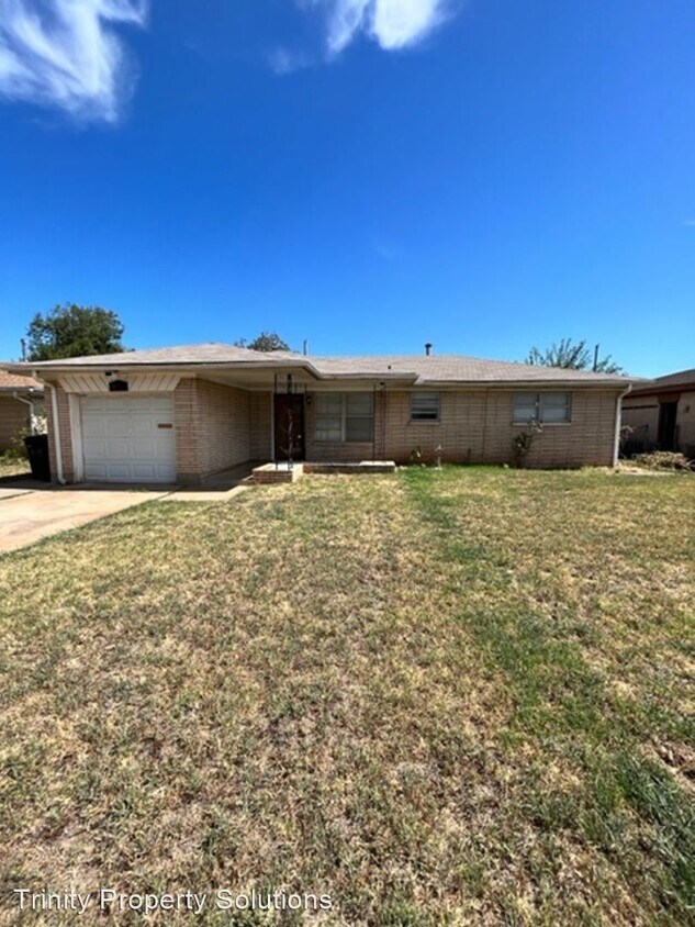 Primary Photo - 3 br, 1.5 bath House - 4345 Woodedge dr