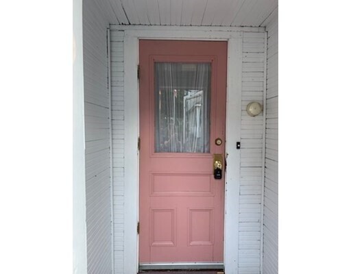 Building Photo - 52 Malwood Ave