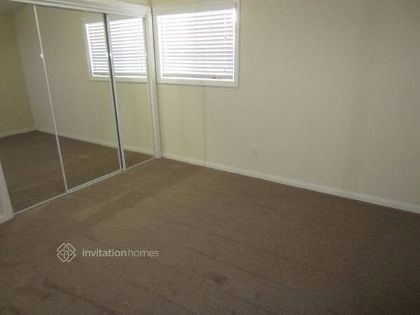 Foto del edificio - 8959 Haskell St