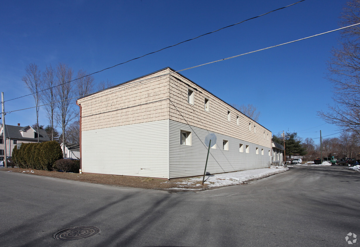 Building Photo - 107 Palmer Bridge St