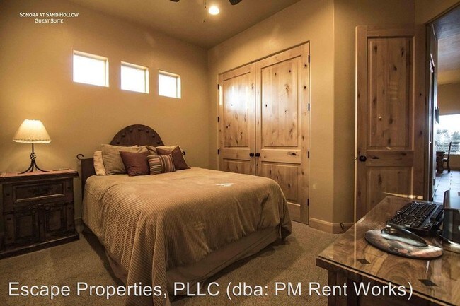 Building Photo - 4986 Boulder View Dr