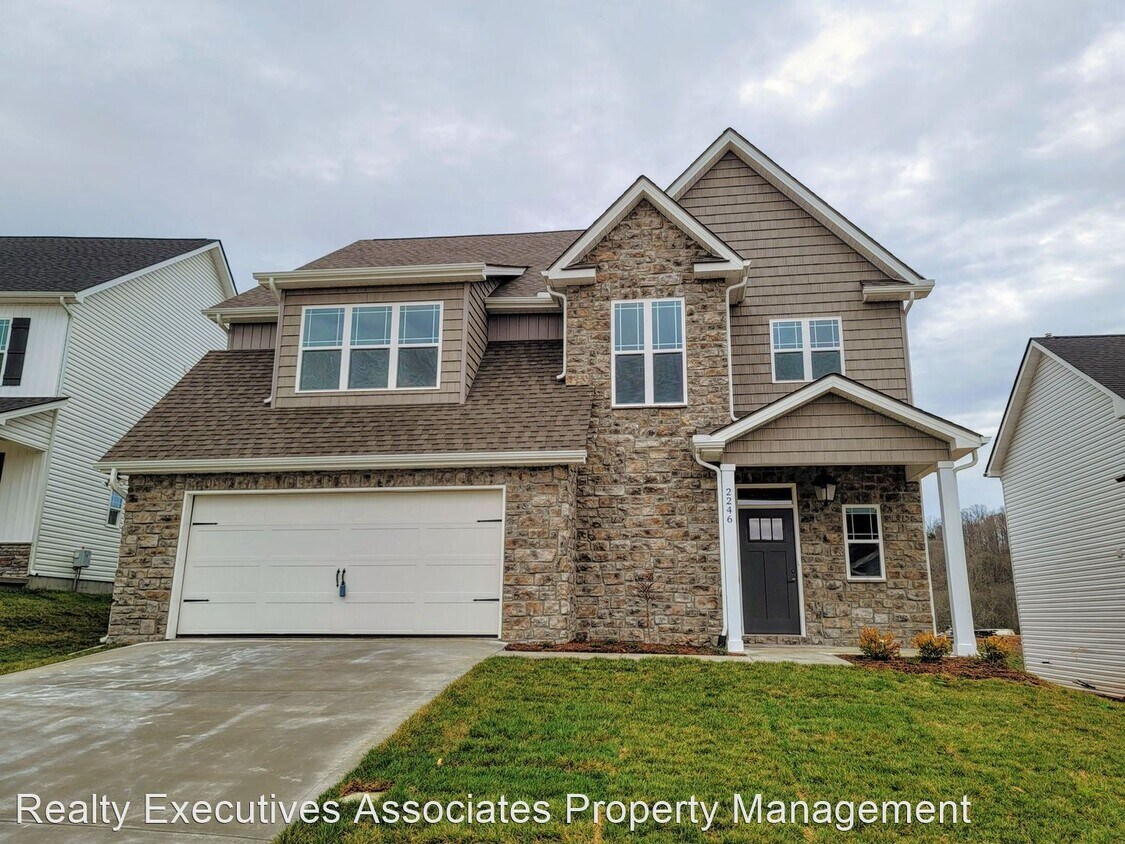 Foto principal - 4 br, 3.5 bath House - 2246 Nora Mae Road