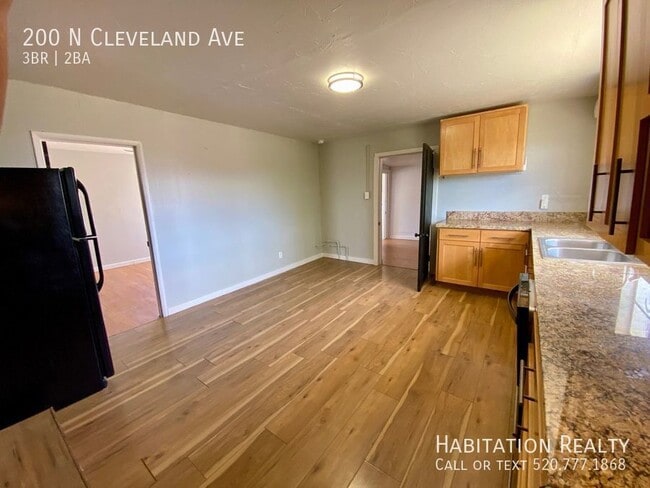 Foto del edificio - 200 N Cleveland Ave