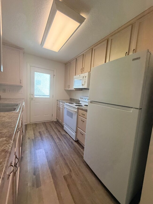 Foto del edificio - Spacious home in Flat Rock NC