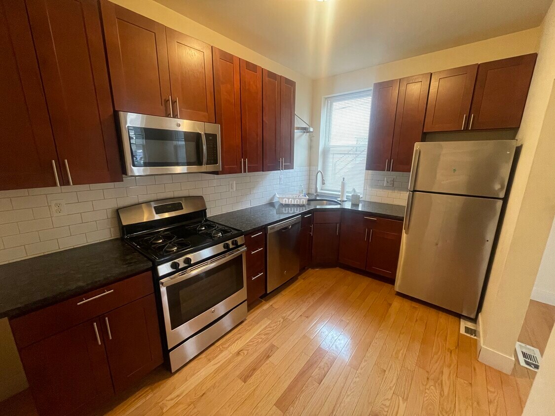 41 Church St Unit 1, Lambertville, NJ 08530 Apartments in Lambertville, NJ