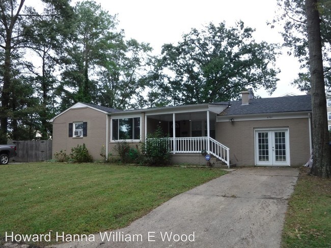 Building Photo - 4701 Victory Rd